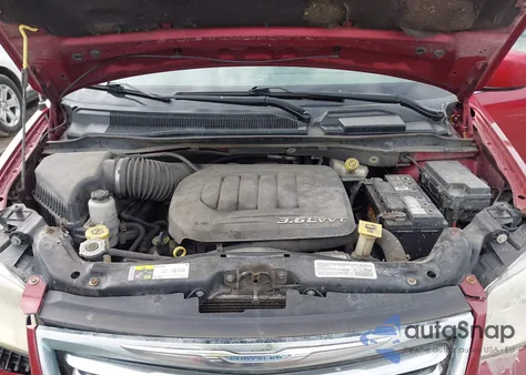 2014 Chrysler Town & Country Touring from USA, damaged, VIN 2C4RC1BG9ER437362